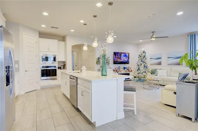 $699,000 | 1132 Wood Dale Circle, Oviedo, FL 32765