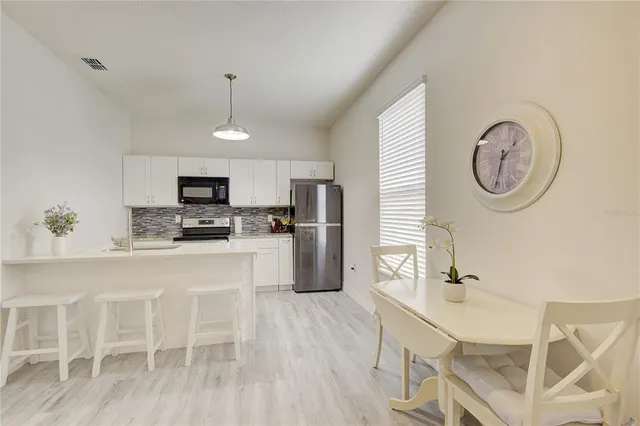 $699,000 | 1132 Wood Dale Circle, Oviedo, FL 32765