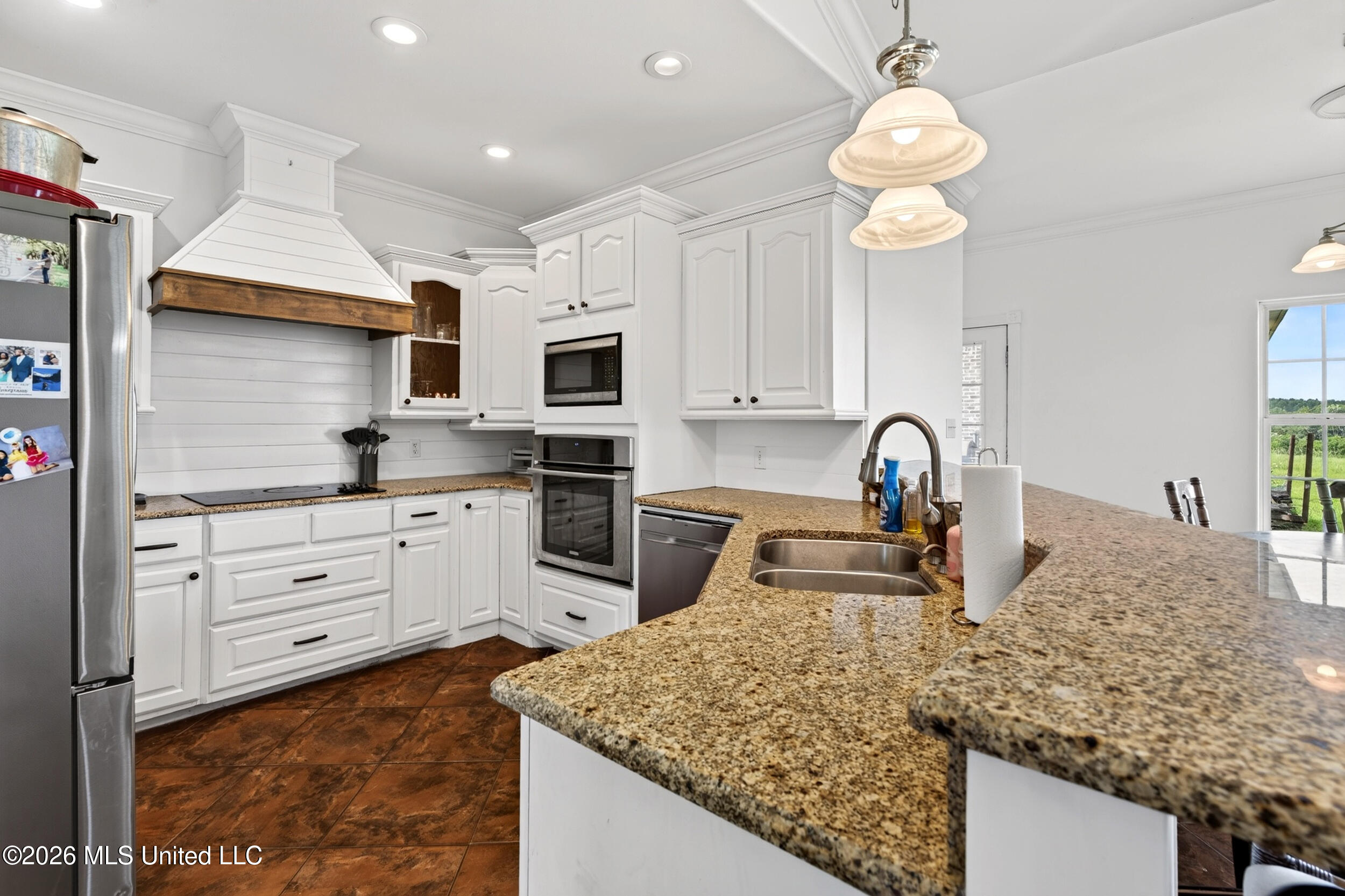 16 D O Stanford Road Poplarville, MS 39470 - Photo 7 of 48 17_kitchen