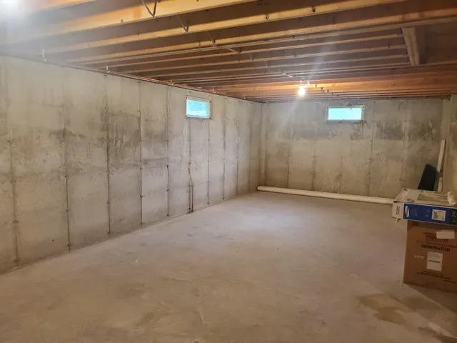 $875,000 | 20 Ocean Side Lane, Bristol, ME 04554