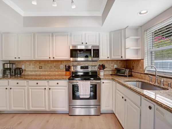 $4,500 | 856 98th Avenue North, Naples, FL 34108