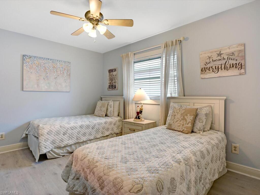 856 98th Avenue North Naples, FL 34108 - Photo 22 of 28