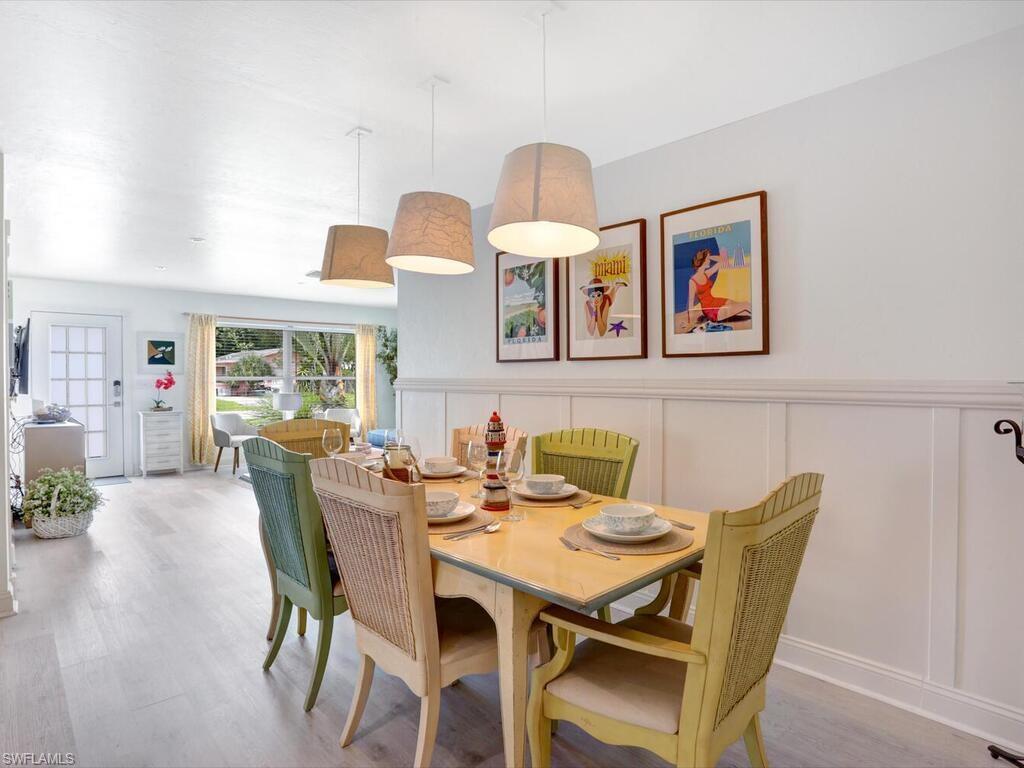 856 98th Avenue North Naples, FL 34108 - Photo 9 of 28