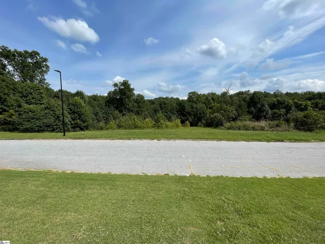 $375,000 | 1 Park Plaza, Greenville, SC 29607