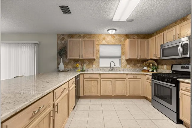 $315,000 | 3024 Macon Court, The Villages, FL 32162