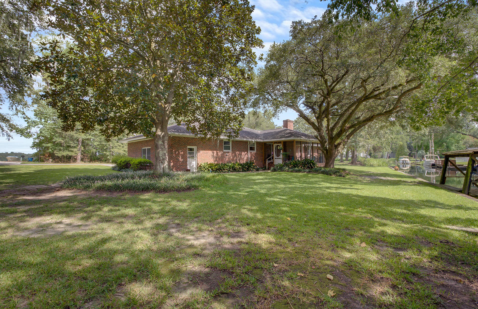 1828 State Rd S-8-560 Moncks Corner, SC 29461 - Photo 35 of 53 34