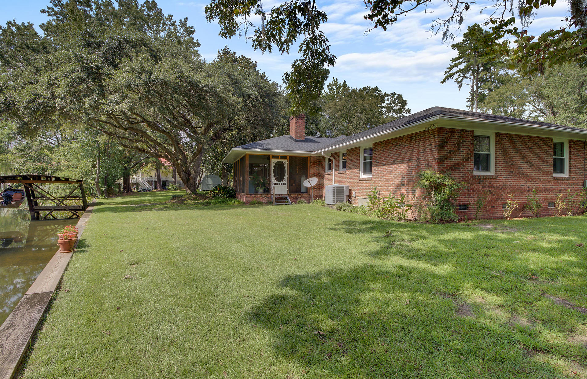 1828 State Rd S-8-560 Moncks Corner, SC 29461 - Photo 36 of 53 35