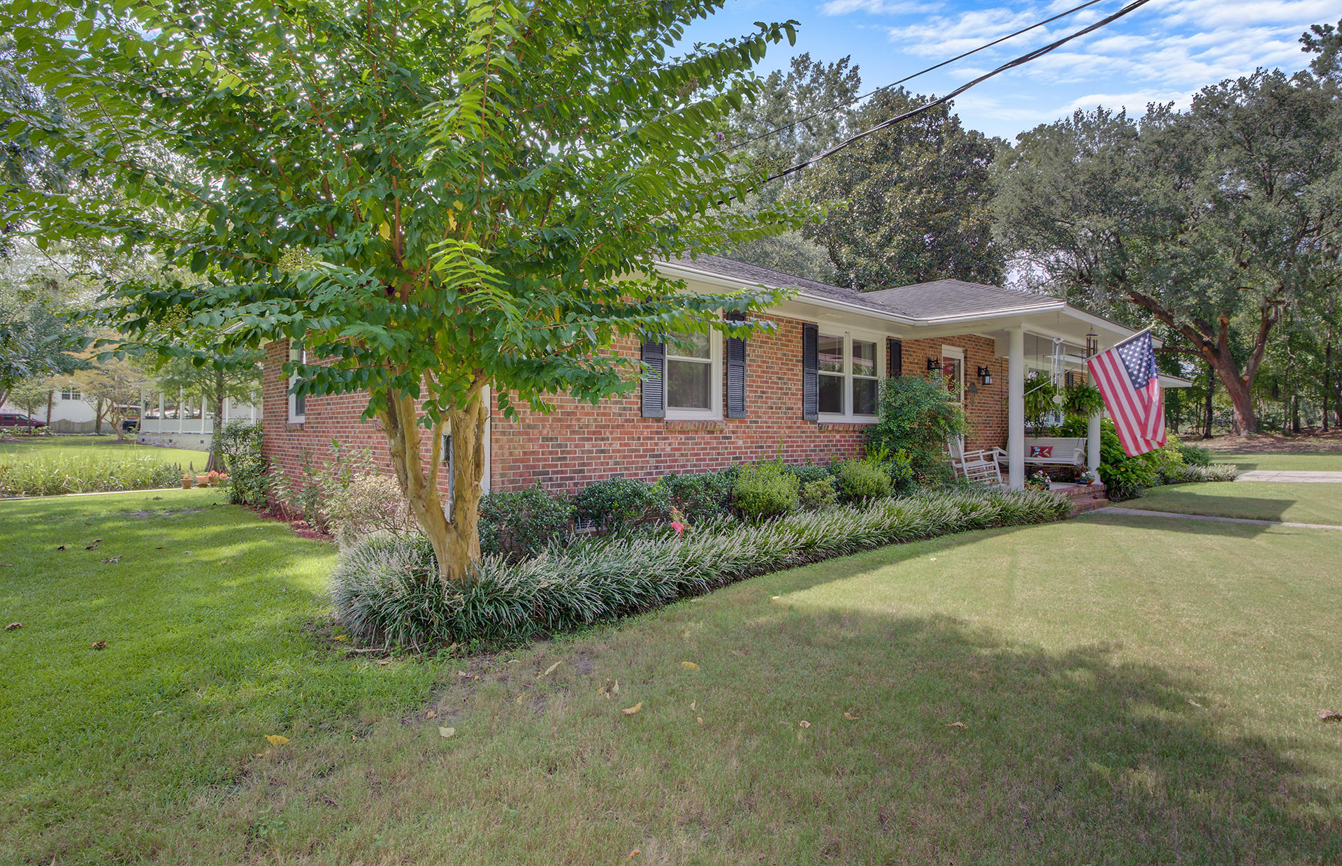 1828 State Rd S-8-560 Moncks Corner, SC 29461 - Photo 6 of 53 4