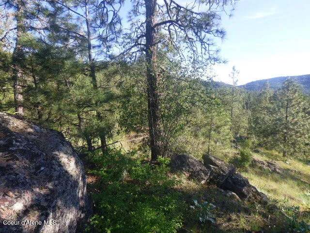 $450,000 | 8497 West Highland Drive, Coeur D'Alene, ID 83814