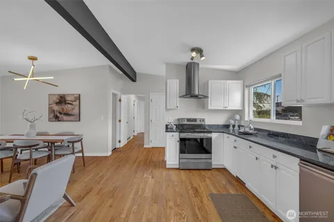 $775,000 | 11633 18th Avenue Southwest, Burien, WA 98146