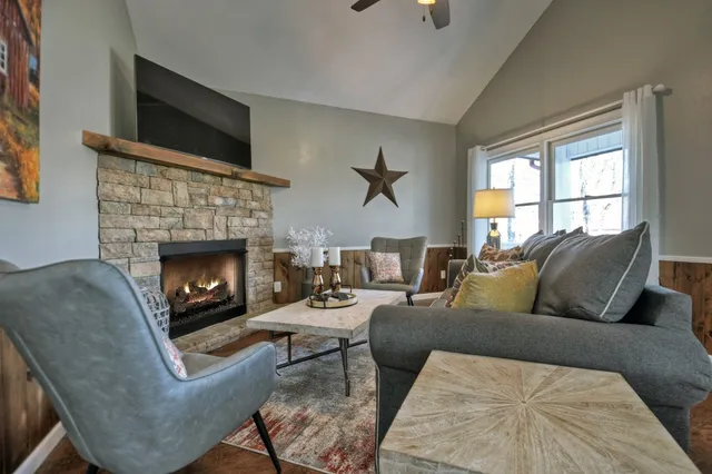 $2,250 | 92 Asbury Street, Epworth, GA 30541