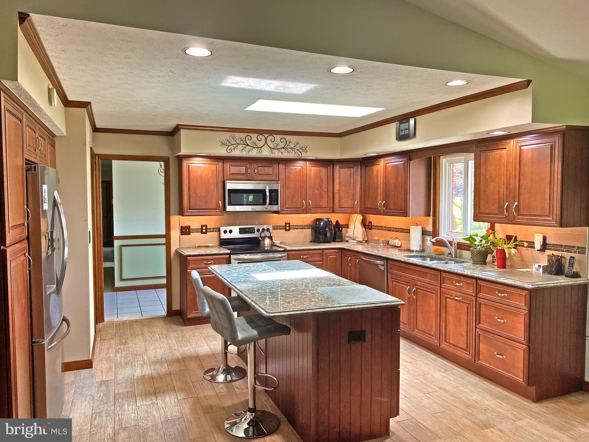 4837 Bushey Road Sykesville, MD 21784 - Photo 6 of 13 Gallery Image 6