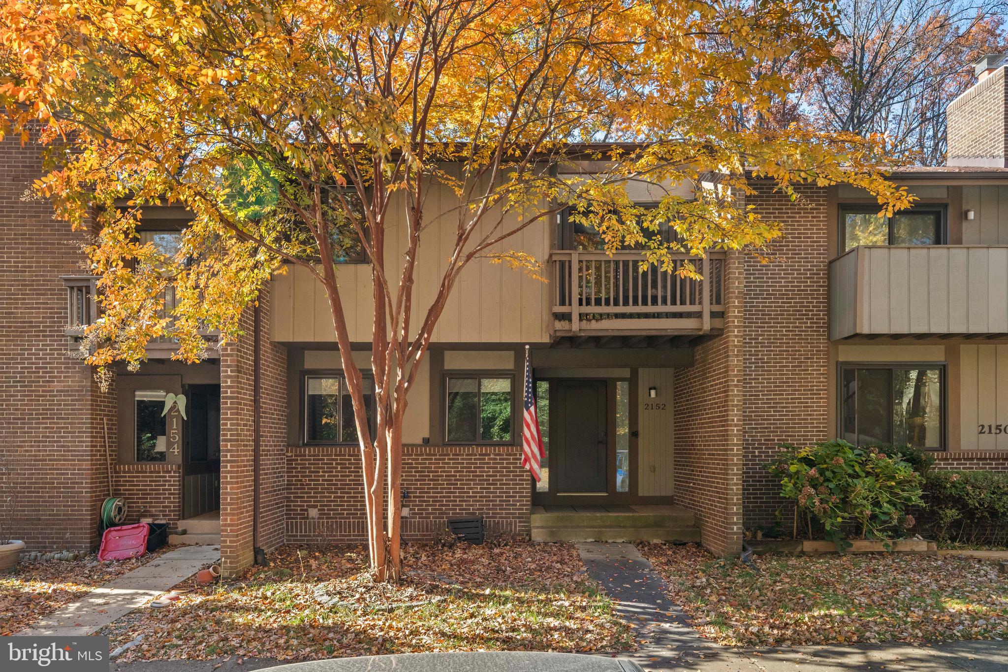 2152 Glencourse Lane Reston, VA 20191 - Photo 2 of 52 a front view of a house