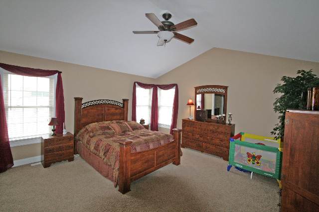 1316 Santa Fe Road Washington, IL 61571 - Photo 6 of 8 Gallery Image 6