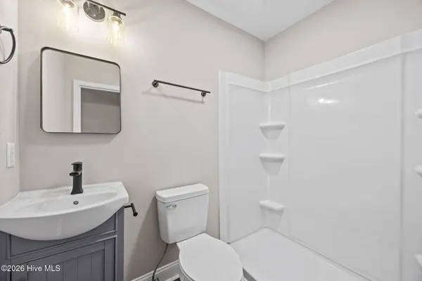 $385,000 | 1401 Greenville Boulevard Southeast, Greenville, NC 27858