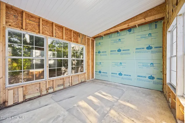 $385,000 | 1401 Greenville Boulevard Southeast, Greenville, NC 27858