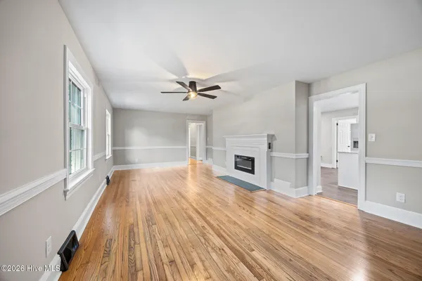 $385,000 | 1401 Greenville Boulevard Southeast, Greenville, NC 27858