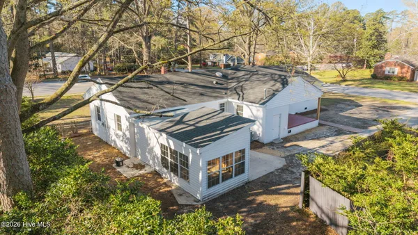 $385,000 | 1401 Greenville Boulevard Southeast, Greenville, NC 27858