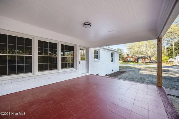 $385,000 | 1401 Greenville Boulevard Southeast, Greenville, NC 27858