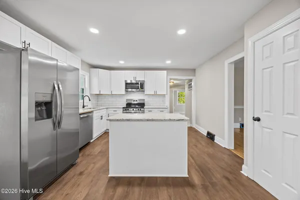 $385,000 | 1401 Greenville Boulevard Southeast, Greenville, NC 27858