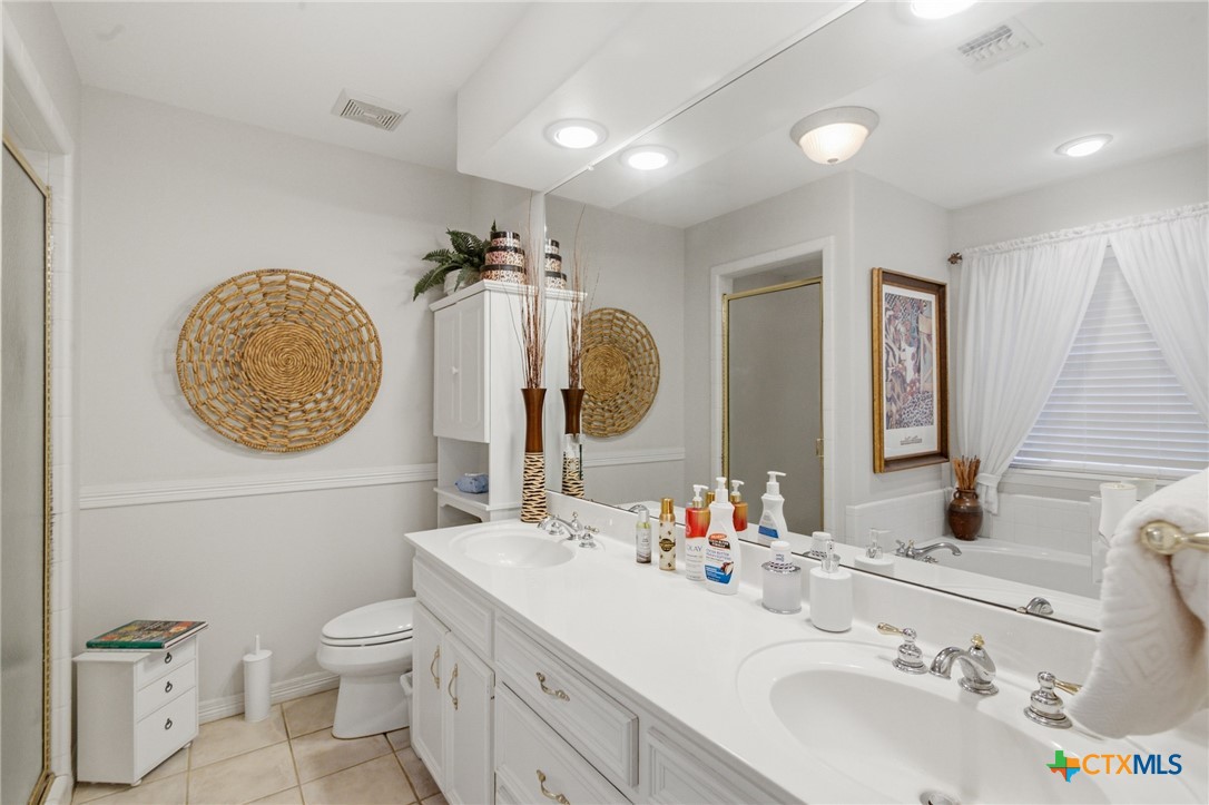 303 Perth Road Victoria, TX 77904 - Photo 20 of 39