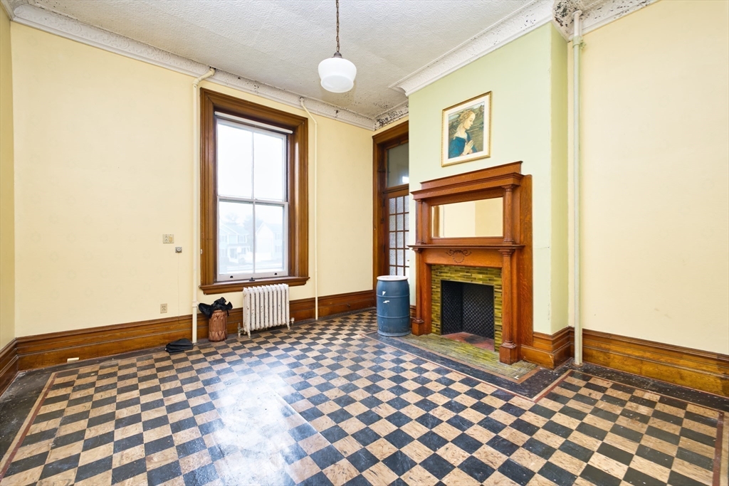 529 Eastern Avenue Fall River, MA 02723 - Photo 13 of 32