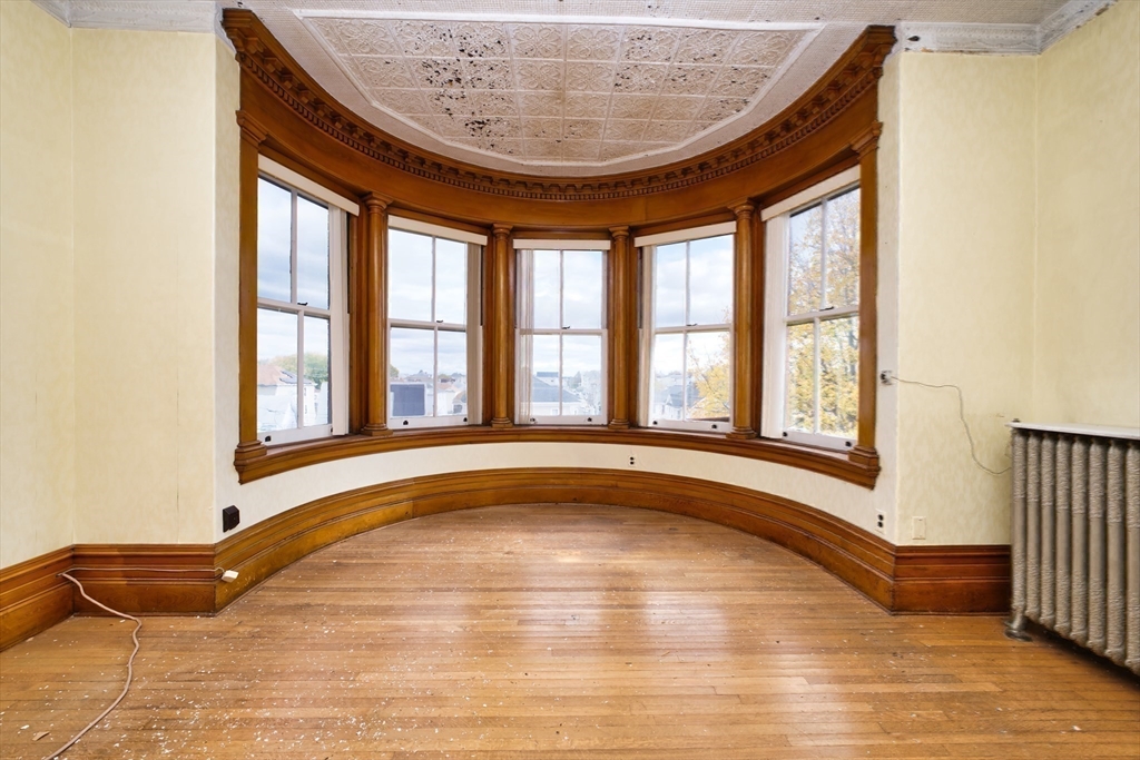 529 Eastern Avenue Fall River, MA 02723 - Photo 26 of 32