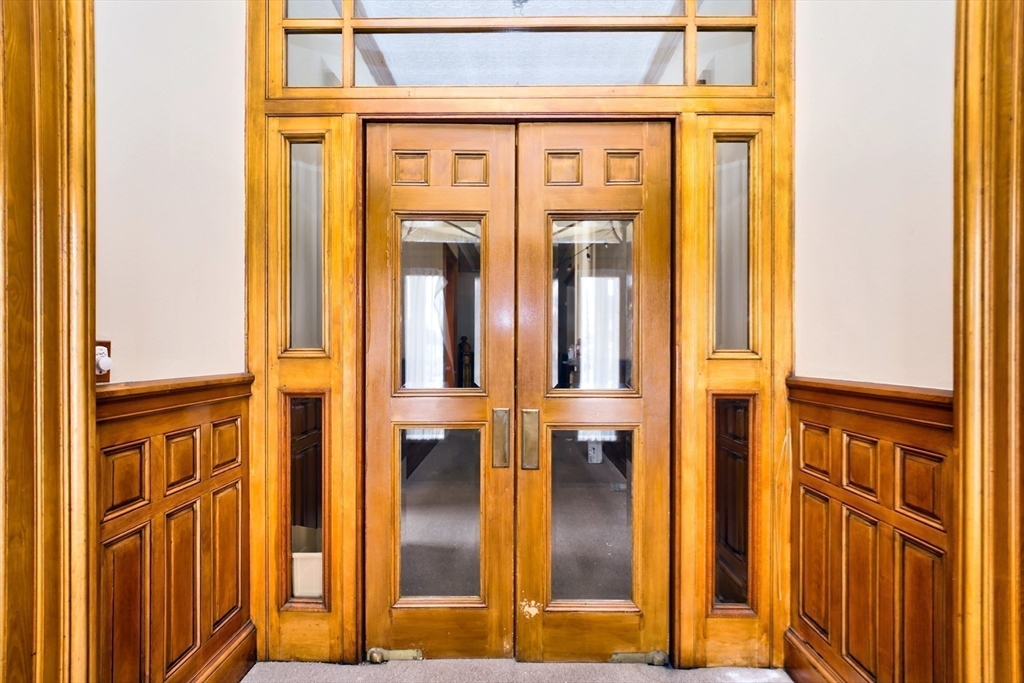 529 Eastern Avenue Fall River, MA 02723 - Photo 10 of 32