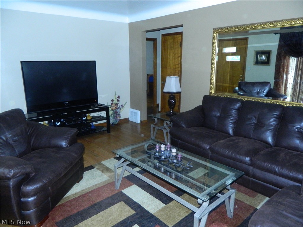 6455 State Road Parma, OH 44134 - Photo 8 of 14