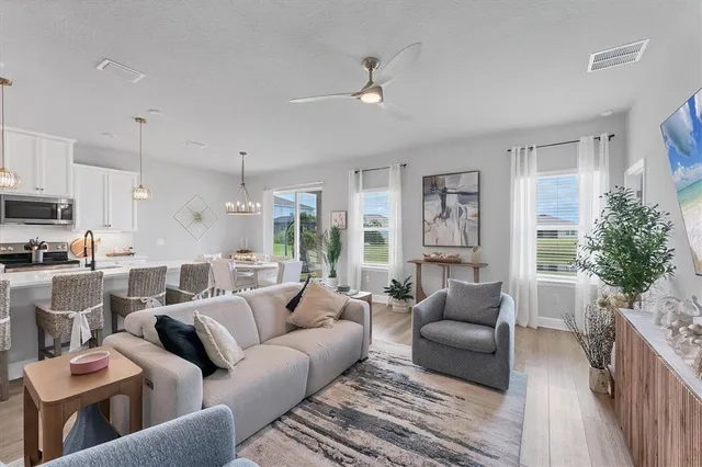 $399,000 | 6111 116th Avenue East, Parrish, FL 34219