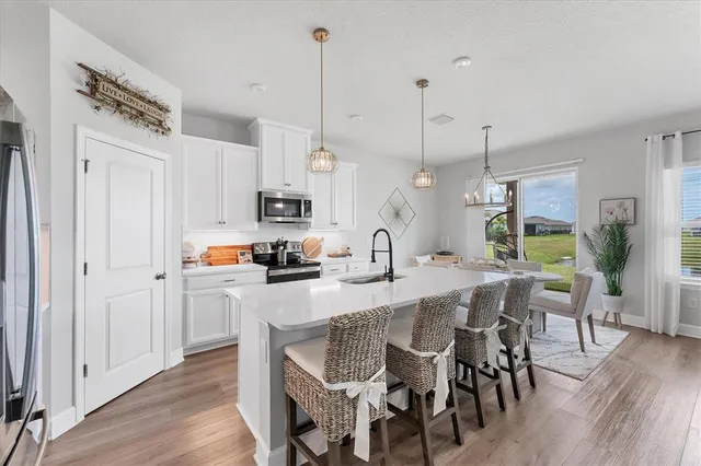 $399,000 | 6111 116th Avenue East, Parrish, FL 34219