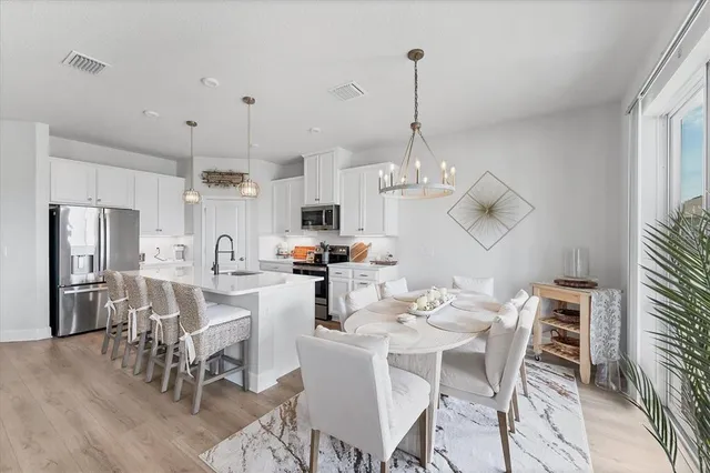 $399,000 | 6111 116th Avenue East, Parrish, FL 34219