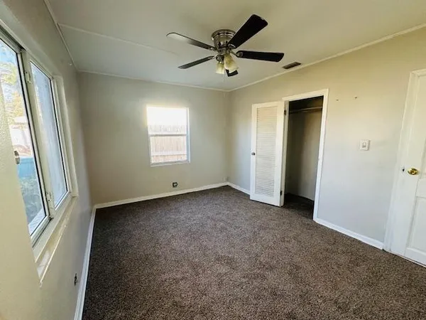 $2,995 | 640 Oak Street, Boynton Beach, FL 33435