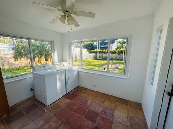 $2,995 | 640 Oak Street, Boynton Beach, FL 33435