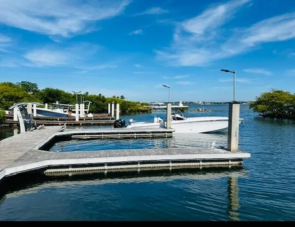 $2,995 | 640 Oak Street, Boynton Beach, FL 33435