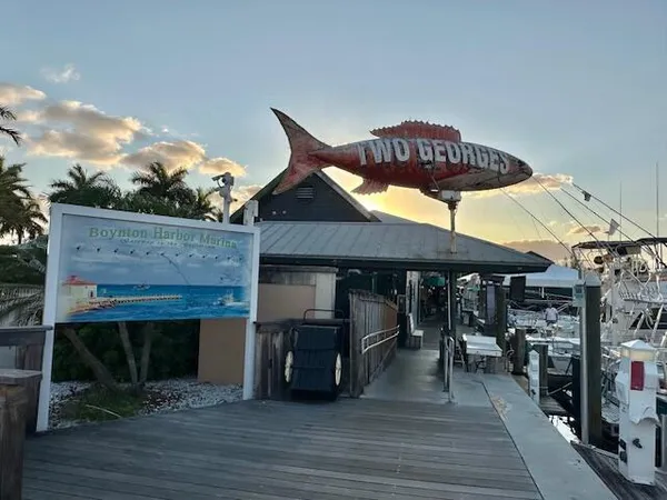 $2,995 | 640 Oak Street, Boynton Beach, FL 33435