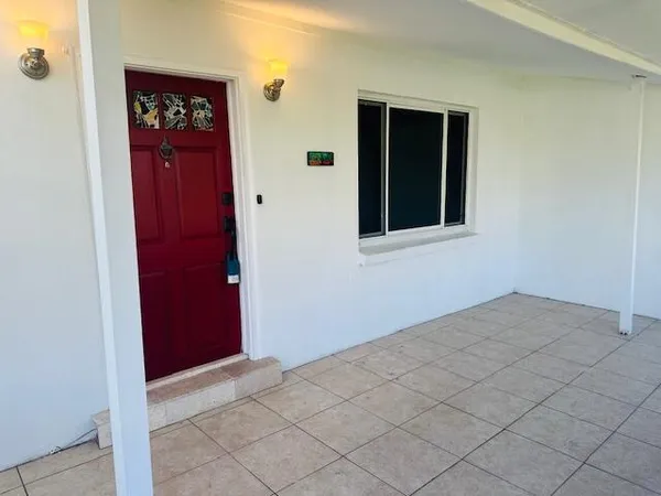 $2,995 | 640 Oak Street, Boynton Beach, FL 33435