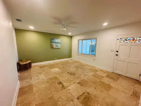 $2,995 | 640 Oak Street, Boynton Beach, FL 33435
