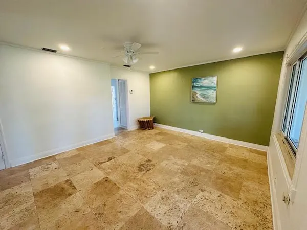 $2,995 | 640 Oak Street, Boynton Beach, FL 33435