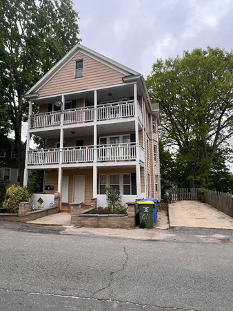 $1,600 | 337 Wilson Street, Waterbury, CT 06708