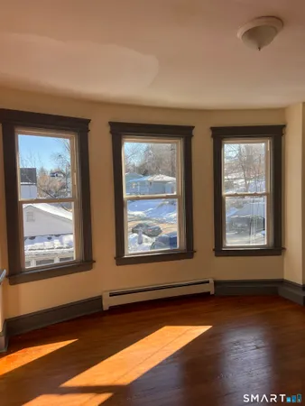 $1,600 | 337 Wilson Street, Waterbury, CT 06708
