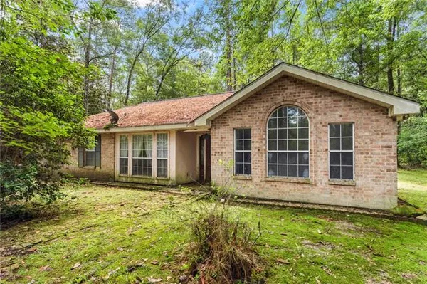 $228,000 | 18416 Pellegrin Drive, Covington, LA 70435