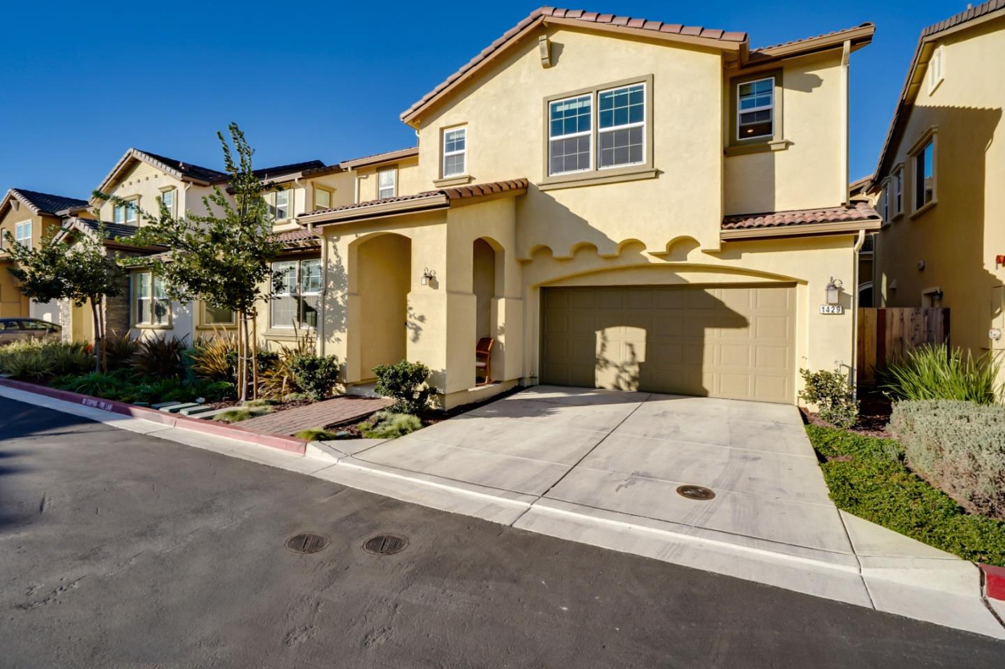 1429 Poppy Lane Hayward, CA 94545 - Photo 3 of 42