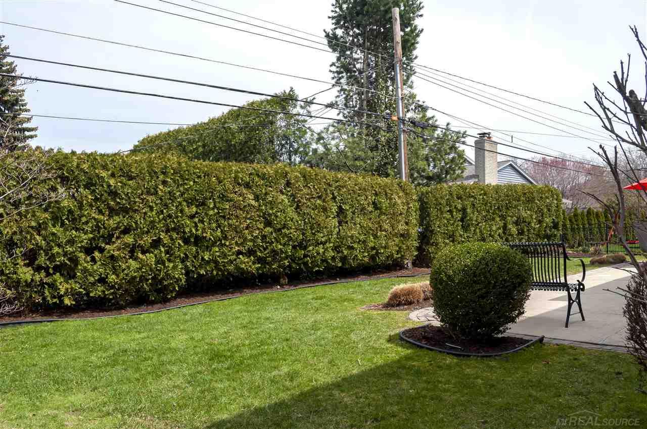 692 Canterbury Road Grosse Pointe Woods, MI 48236 - Photo 64 of 65