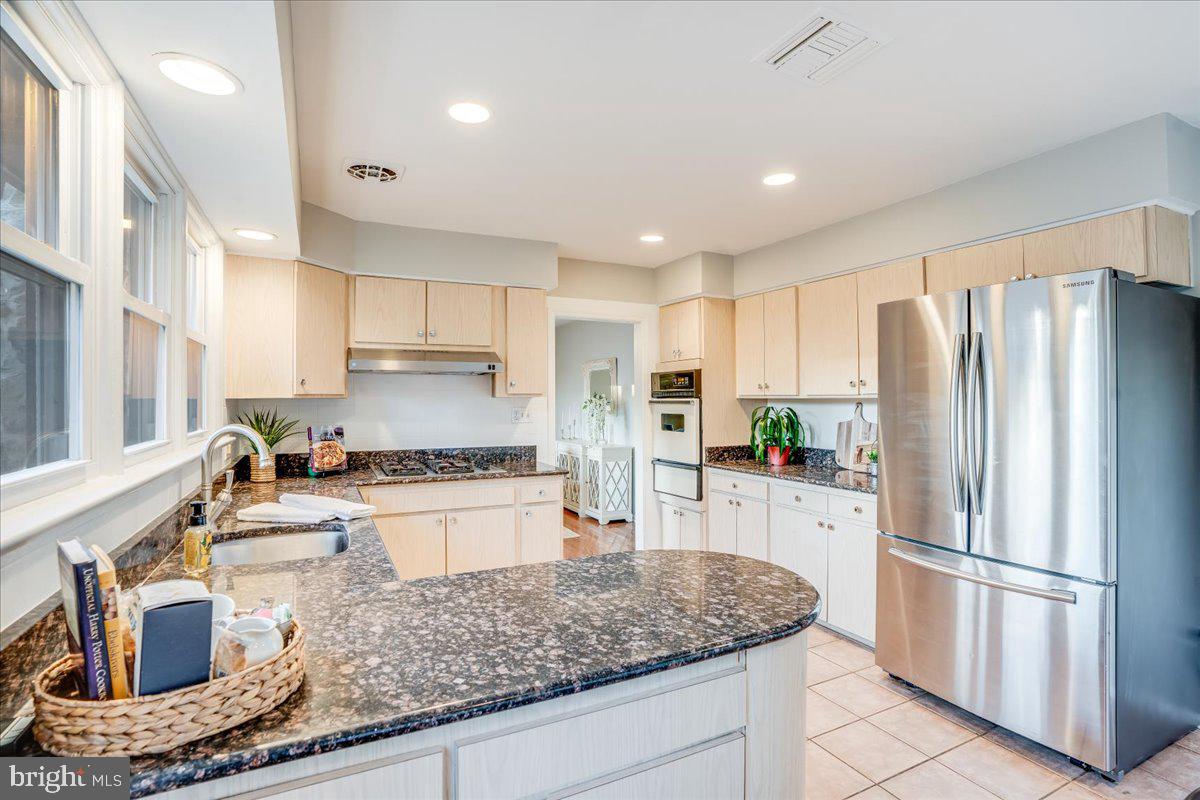 1029 Remington Road Wynnewood, PA 19096 - Photo 21 of 31 Gallery Image 21