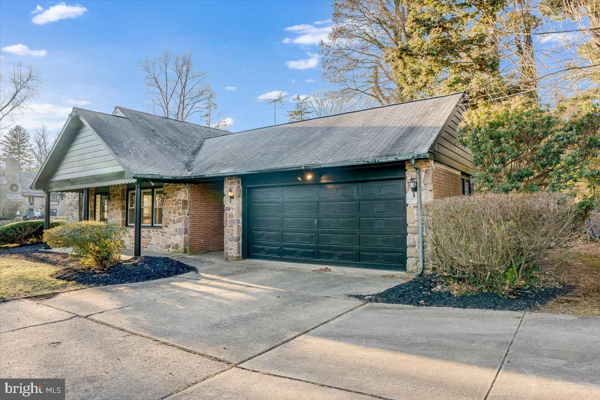 1029 Remington Road Wynnewood, PA 19096 - Photo 5 of 31 Gallery Image 5
