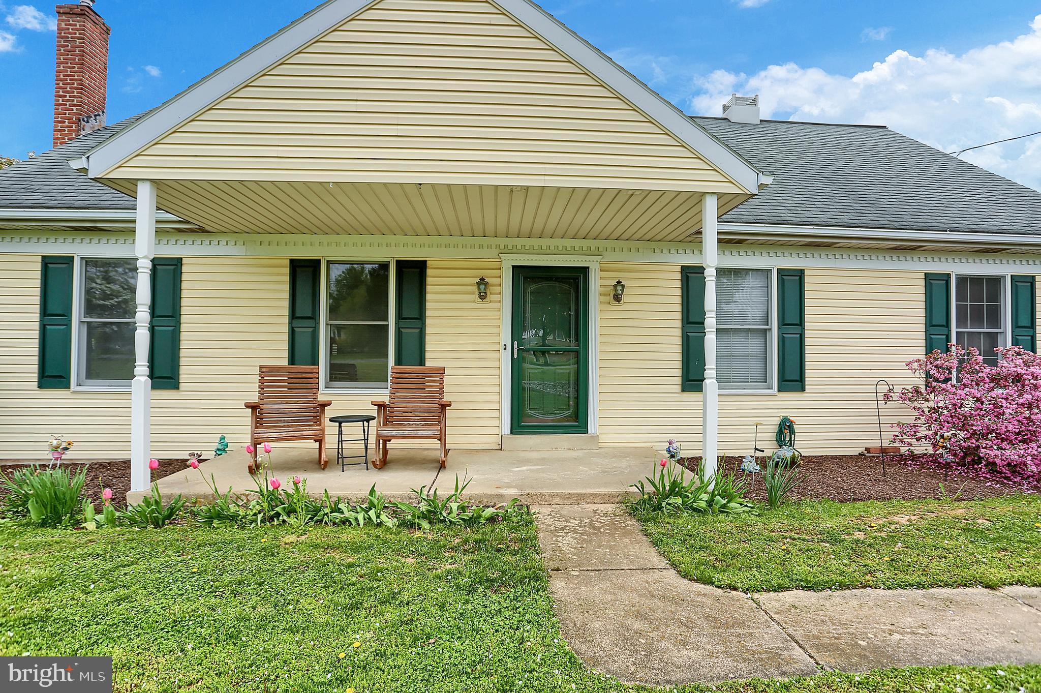 8256 Elizabethtown Road Elizabethtown, PA 17022 - Photo 2 of 39