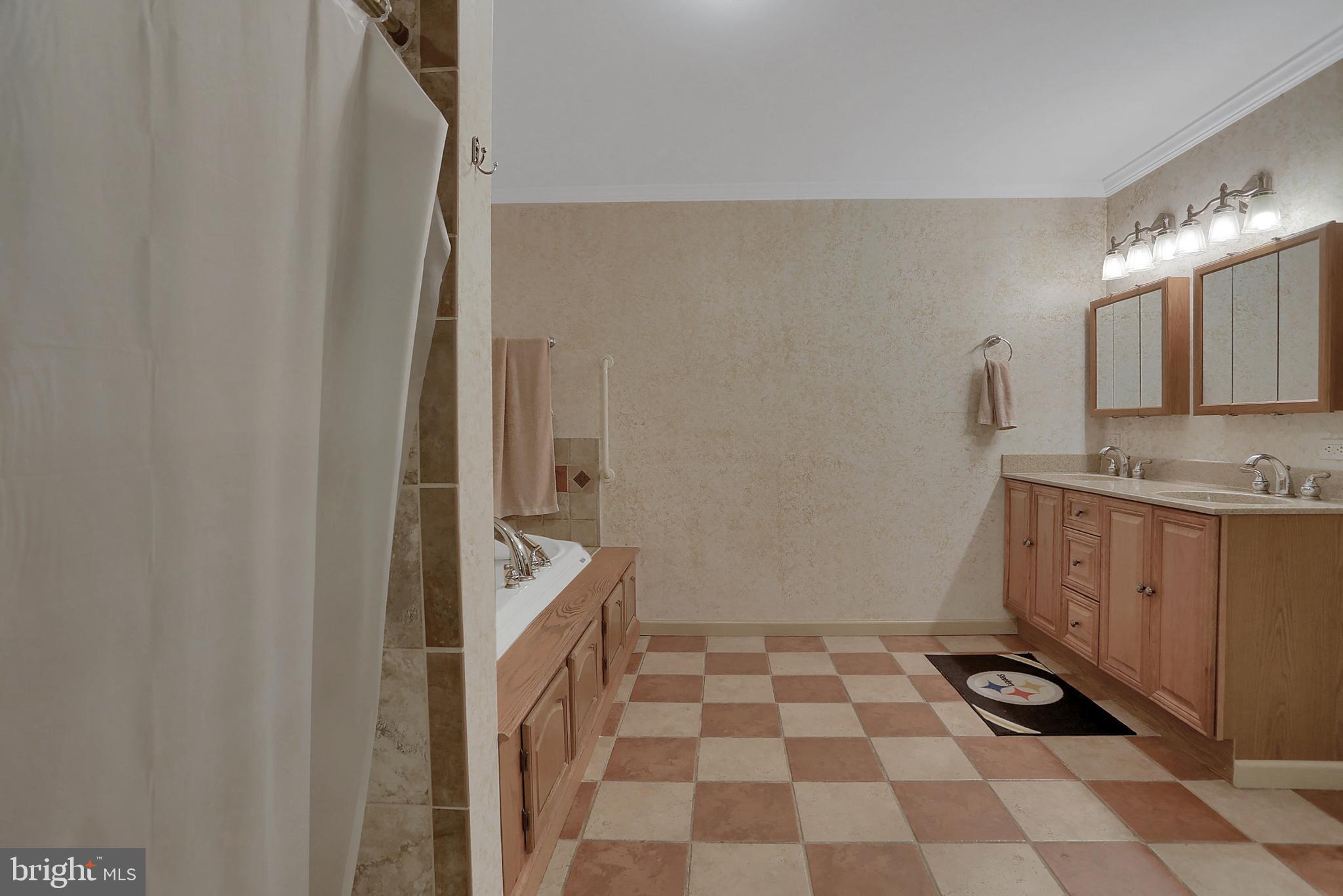 8256 Elizabethtown Road Elizabethtown, PA 17022 - Photo 21 of 39