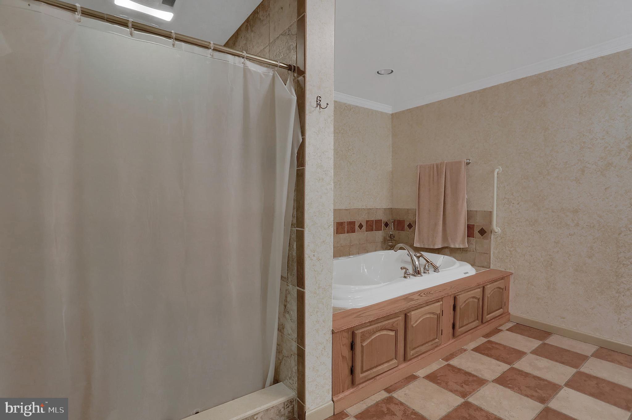 8256 Elizabethtown Road Elizabethtown, PA 17022 - Photo 23 of 39