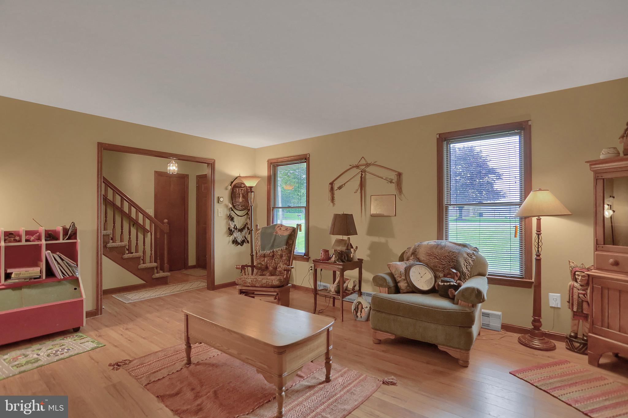 8256 Elizabethtown Road Elizabethtown, PA 17022 - Photo 4 of 39